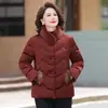Nueva Chaqueta de Algodón de Invierno Estilo Chino para Mamá 2026 Nueva Moda Acolchada de Algodón Ropa para Mujeres de Mediana Edad y Mayores Chaqueta de Ropa de Algodón Holgada con Terciopelo