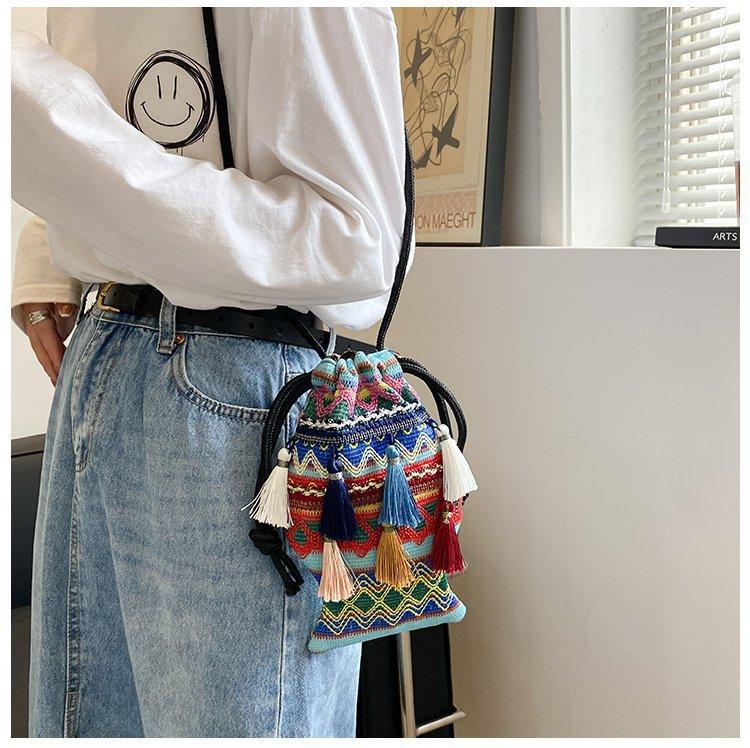 包包女可爱小挎包小鱼包云南民族风刺绣可爱逛街女士手机包单肩包