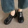 Zapatos Planos de Estilo Nuevo Primavera 2026 con Punta Redonda, Tacón Grueso, Estilo Universitario, Suela Gruesa de Plataforma, Aumento de Altura de 5 cm, Zapatos Pequeños de Cuero, Tallas Grandes 41-43