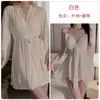 Conjunto de Pijama de Terciopelo Lujoso y Casual con Escote en V Profundo, Camisón sin Espalda Acolchado y Bata Ropa de Casa 4053