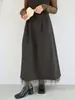 Vestido Preto Curto Japonês da Moda para Primavera/Verão, Slim Fit, com Caimento Estruturado e Design de Regata