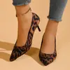 Zapatos de Salón Sexy con Estampado de Leopardo de Tacón Fino y Boca Baja, Comercio Exterior 2026 Nuevo Estilo de Verano Puntiagudos Europeos y Americanos Talla Grande Profesionales de Tacón Alto para Mujer