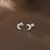 Pendientes de Plata Pura S999 para Mujer, Elegantes y Versátiles Tachuelas de Luna, Diseño de Nicho, Exquisitas Tachuelas de Rosca para el Cuidado del Oído