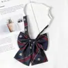 Camisa con Pajarita Borgoña para Niñas jk Accesorios de Lazo Estilo Preppy Estudiante Ropa de Marinero Ropa de Soltero Cuello Raíz de Pluma Flor