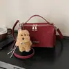 Bolso de Mano de Nicho Nuevo Otoño e Invierno 2025, Bolso Sencillo tipo Lonchera, Bolso de Hombro Cruzado Retro Versátil de Alta Gama para Mujer