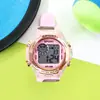 Reloj despertador para niños Reloj electrónico Reloj para mujer Moda moderna Chica Impermeable Luminoso Deportivo Multifuncional Reloj electrónico para mujer En stock