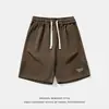 Shorts Casuales Plisados con un Diseño Tridimensional, Nuevo Estilo de Verano, Textura Retro, Corte Holgado, Bordado de Letras, Shorts Deportivos de Cinco Puntos