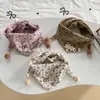 Bufanda Infantil Pequeña Floral Otoño e Invierno Coreana Retro Bebé Bufanda Triangular para Bebé de Moda Versátil Cortavientos Cálida