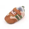 Nova Coleção Outono e Primavera para Bebês Meninos e Meninas Sapatos Casuais Antiderrapantes Resistentes ao Desgaste com Solado de Borracha Macia e Listras Coloridas para Crianças Pequenas BMB3141