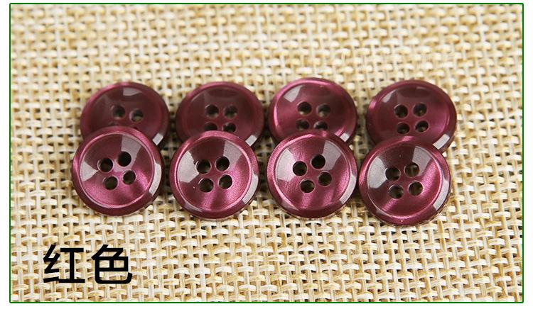 智贝描述图:高档树脂衬衫纽扣子圆形 白色红色衬衫扣T恤 扣子