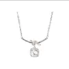 Collar de Acero de Titanio con Colgante de Cubo de Azúcar Nudo Popular Estilo Coreano para Mujer, Lujo Ligero Nicho Gama Alta Exquisito Collar Microincrustado de Circonita