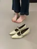 Zapatos Mary Jane de una correa, súper modernos y hermosos, estilo francés, con plataforma oculta para aumentar altura, punta fina, para mujeres petite.