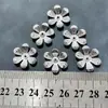 Muñeco gato patata de Guizhou accesorios DIY recuerdo corona de pelo plateada sombrero étnico Miao tocado de cuerno de vaca mariposa sombrero
