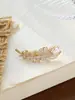 Broche de Flor de Hoja de Ginkgo para Mujer, Retro Elegante, Decoración de Escote de Gama Alta, Accesorios de Hebilla de Pin de Diseñador de Nicho