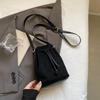 Bolso de Cubo de Gamuza Vintage de Otoño e Invierno Clásico Gamuza Cordón Bolso para Teléfono Móvil para Mujer 2024 Nuevo Bolso Cruzado Pequeño de Gamuza