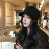 Sombrero ecuestre de gamuza japonés para mujer, otoño e invierno, para exhibición, cara pequeña, plisado, sombrero de caballero, moda retro, copa plana, sombrero de pico de pato