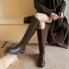 Botas altas de estilo británico de 5 cm, a la moda y geniales, nuevo modelo otoño e invierno 2026, punta redonda, tacón grueso, botas de montar hasta la rodilla