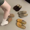 Zapatos Birkenstock de suela gruesa, medias pantuflas de punta cerrada para mujer, calzado de exterior, nuevo estilo Primavera/Otoño 2026, zapatos tipo mula retro, medias pantuflas Birkenstock de suela blanda
