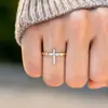 Coleção Europeia e Americana Mais Vendida Anel da Série Cruz Fé Eterna Personalidade Diamante Incrustado Alta Qualidade Anel Aberto