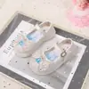 Sapatos de Princesa com Laço para Meninas Estilo Primavera/Outono 2026 Sapatilhas de Cristal com Solado Macio Menina Estilosa com Luzes Sapatos de Couro Infantis