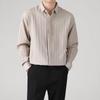 Camisa plissada de primavera e outono, camisa masculina de manga comprida solta, camisa preguiçosa de cor sólida com textura de nicho, moderna