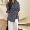Foto Real de Camisa Feminina de Design de Moda Coreana Dongdaemun Xadrez de Manga Longa, Top de Primavera Emagrecedor e Rejuvenescedor