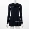 Estilo de ColecciónNuevo Traje de Baño de una Sola Pieza Conservador Adelgazante Cubre Vientre Estilo Falda Manga Larga Deportivo Fuente Termal Playa Protección Solar Traje de Baño