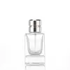 Botella de perfume de vidrio de moda de 50 ml, spray tipo presión, niebla fina, sub-botella cosmética, botella de vidrio de perfume cuadrada