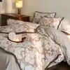 Estilo Vintage Francés Felpa Tallada Terciopelo Leche Juego de Cuatro Piezas Funda Nórdica de Terciopelo Coral Sensación de Alta Gama Dormitorio Principal Ropa de Cama de Invierno