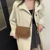 Bolsa de Mão Quadrada Pequena Retro Tendência Transfronteiriça para Mulheres, Novo Estilo Primavera 2026, Bolsa de Ombro Simples de Luxo Leve, Bolsa Transversal para o Dia a Dia