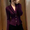 Conjunto de Suéter de Tricô com Renda de Design Suave Novo Estilo Outono para Mulheres, Conjunto de Top Slim e Meia Saia Novo Outono