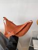 Bolso Tipo Dumpling de Moda para Mujer Este Año 2026 Nuevo Diseño de Nicho Bolso de Hombro Versátil Gran Capacidad Bolso Cruzado Casual