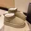 Botas de neve antiderrapantes com sola grossa e forro de pelo para mulheres, novo modelo inverno 2026, sapatos de algodão impermeáveis que aumentam a altura com forro de pelúcia