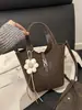 Bolso de cubo nuevo y sencillo, moda de primavera, bolso de hombro y bandolera minimalista texturizado, bolso de mano para mujer para el trabajo, bolso de exportación