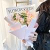 Exquisito ramo de peluche de flor de simulación 520 Día de las Madres juego de regalo de flor eterna para novias sosteniendo flores al por mayor