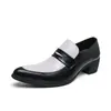 Zapatos de piel slip-on de primavera transfronterizos, zapatos formales casuales de tacón alto a la moda con bloques de color, mocasines de talla grande para aumentar la altura para hombre