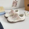 Zapatos Blancos Versátiles de Diseño de Nicho con Campana Transpirables Zapatillas de Suela Gruesa de Moda para Mujer Novedad Primavera y Verano 2025 Be-6890