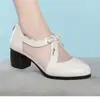 Verano 2026 Nuevo Estilo Piel Suave Suela Suave Tacón Medio Tacón Grueso Antideslizante de Moda Malla Antideslizante Tacones Altos para Madres de Mediana Edad