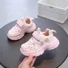 Zapatillas Bonitas para Niñas con Flores Decoradas 2026 Nuevos Zapatos de Malla Dulces para Primavera y Otoño Zapatos Blancos Zapatos de Papá