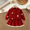 Conjunto de Suéter para Meninas Outono Inverno 2026 Novo Conjunto de Duas Peças Cardigan de Tricô Floral Infantil Saia de Lã de Bebê