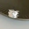 Anillo Minimalista de Corazón para Mujer, Borde Ancho Geométrico, Textura Irregular Plegada, Anillo Abierto Versátil, Anillo de Dedo Índice Moderno