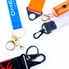 Pulseiras Personalizadas com Logo em Transferência Térmica, Porta-Crachás de Trabalho, Cordões para Crachás, Cordões para Celular Impressos em Serigrafia