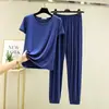 Nuevo conjunto de verano fino de modal con manga corta y pantalón largo para mujer, ropa de casa, color liso, estilo simple, se puede usar para salir, conjunto de dos piezas