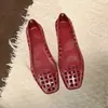 Enfeites e acessórios de alta qualidade Sapatos de gelatina coreanos sapatos de cristal perfurados sapatos baixos femininos sola plana praia versátil verão boca rasa sapatos únicos femininos