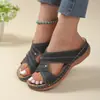Chinelos de Moda de Verão para Mulheres para Comércio Exterior, Sapatos Slip-On Vazados para Uso Externo, Sandálias Anabela Casuais, Sapatos de Praia Transfronteiriços de Tamanho Grande para Mulheres