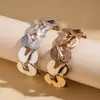 Pulseira Elegante Europeia e Americana de Metal com Pontos Elásticos Torcidos em Forma de S, Simples e Elegante para Fronteira, Joia de Mão de Nicho de Alta Qualidade para Mulheres