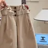 Suéter Versátil para Niñas de Punto Crochet Exquisito y Hermoso de Manga Corta con Cuello Redondo Pantalones de Pierna Recta Llegada Nueva Otoño 2026