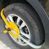 Fábrica de cerraduras legendaria candado para llanta de coche candado de estacionamiento de tres puntas pequeñas candado de rueda con ventosa candado antirrobo de coche