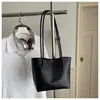 Bolsa Tote de Grande Capacidade para o Dia a Dia Feminina 2026 Outono Novo Estilo Textura Trançada Bolsa de Mão Tendência Moda Bolsa de Ombro Único/Sob o Braço