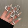 Tamanho prata Metal Oco Borboleta Hairpin Parte de trás da cabeça Disco de cabelo Hair Grab Hairpin Elegante Shark Clip Headwear